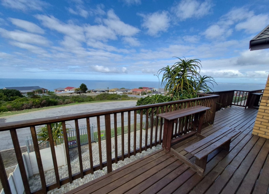7 Bedroom Property for Sale in Dana Bay Western Cape